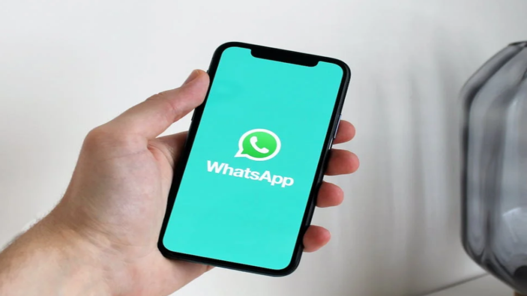 Unseen Ways to Check WhatsApp Status on Mobile
